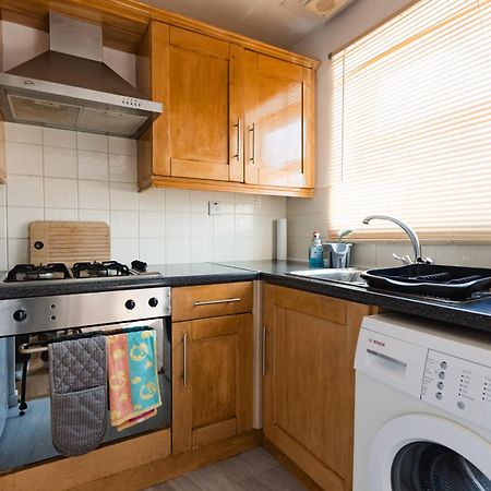 Hullidays Victora Dock- Refurbished 2024 Apartment Kingston upon Hull Exterior photo