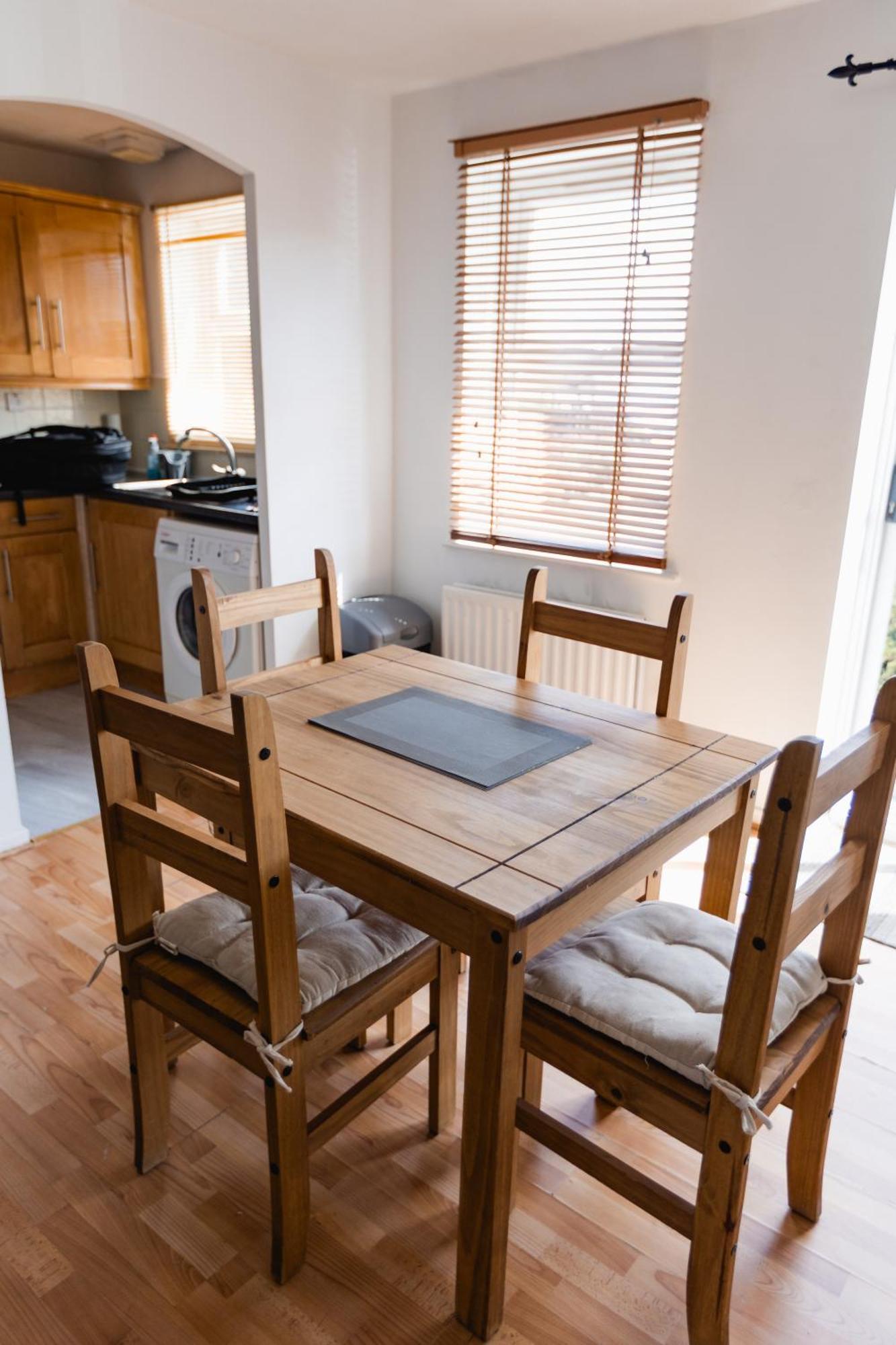Hullidays Victora Dock- Refurbished 2024 Apartment Kingston upon Hull Exterior photo